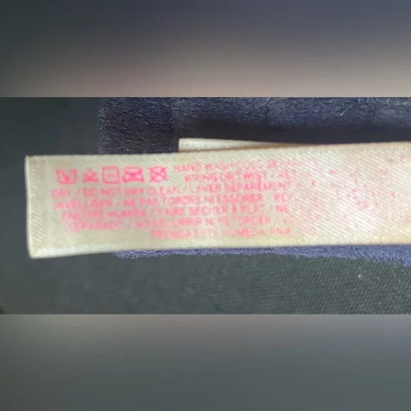 PINK VICTORIA'S SECRET Wear Everywhere Push Up Bra with floral design. Size 34 C - Picture 7 of 7